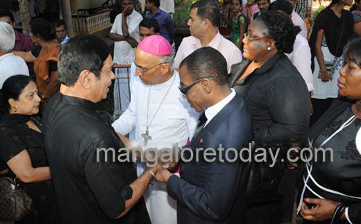 Bishop-Amrose-Funeral-11